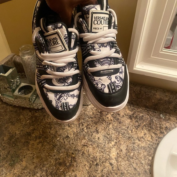 Versace shoes - Picture 5 of 5